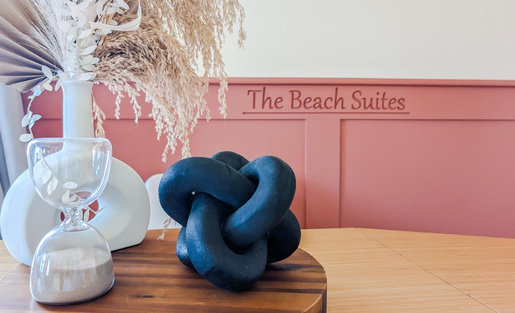 Apartment- Stunning Sea Views- 100m To Beach- Sleeps 6 Newquay (Cornwall)